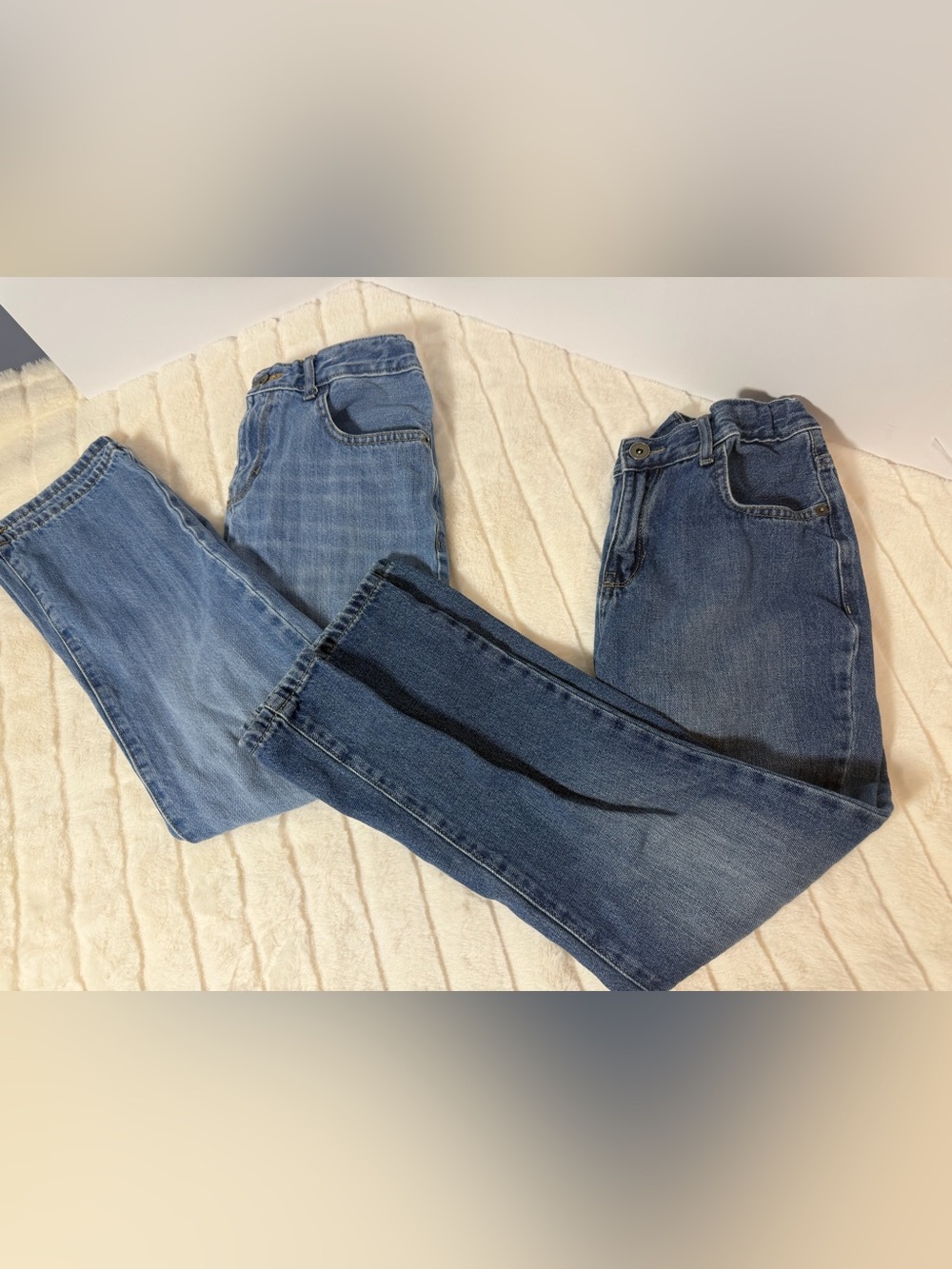 2 pairs - boys 10/12 - children’s place